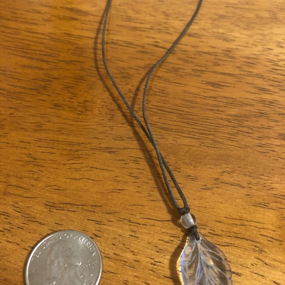 Necklaces and pendants. - Picture 7 of 7